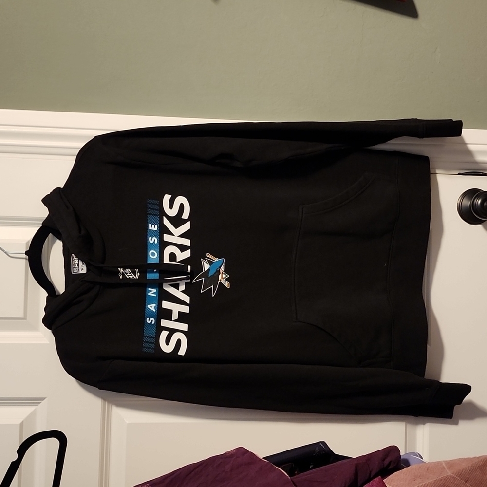 Fanatics Sharks Sweatshirt
